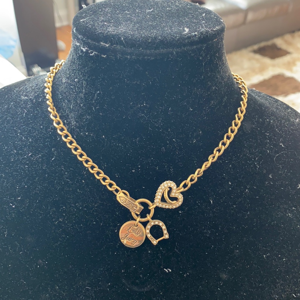 Juicy Couture Lady Juicy Necklace